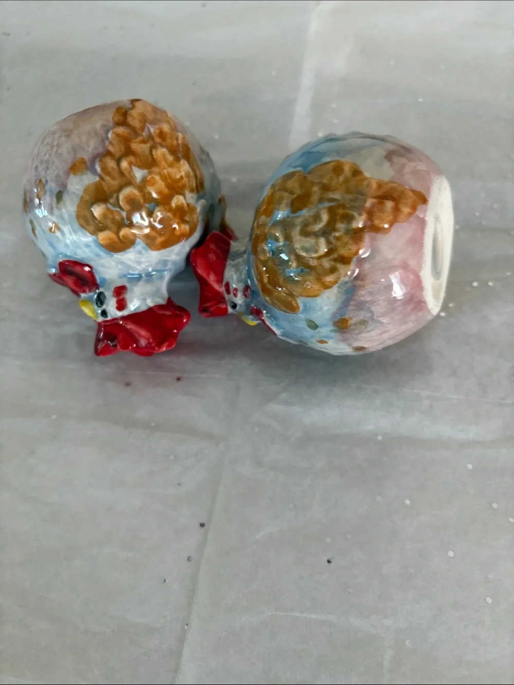 Vintage Chicks salt and Pepper Shakers
